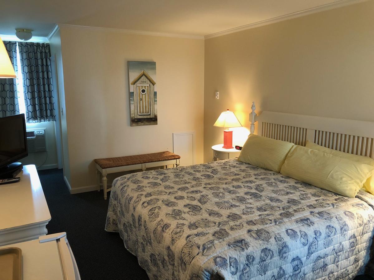 Adams Ocean Front Resort Dewey Beach Extérieur photo