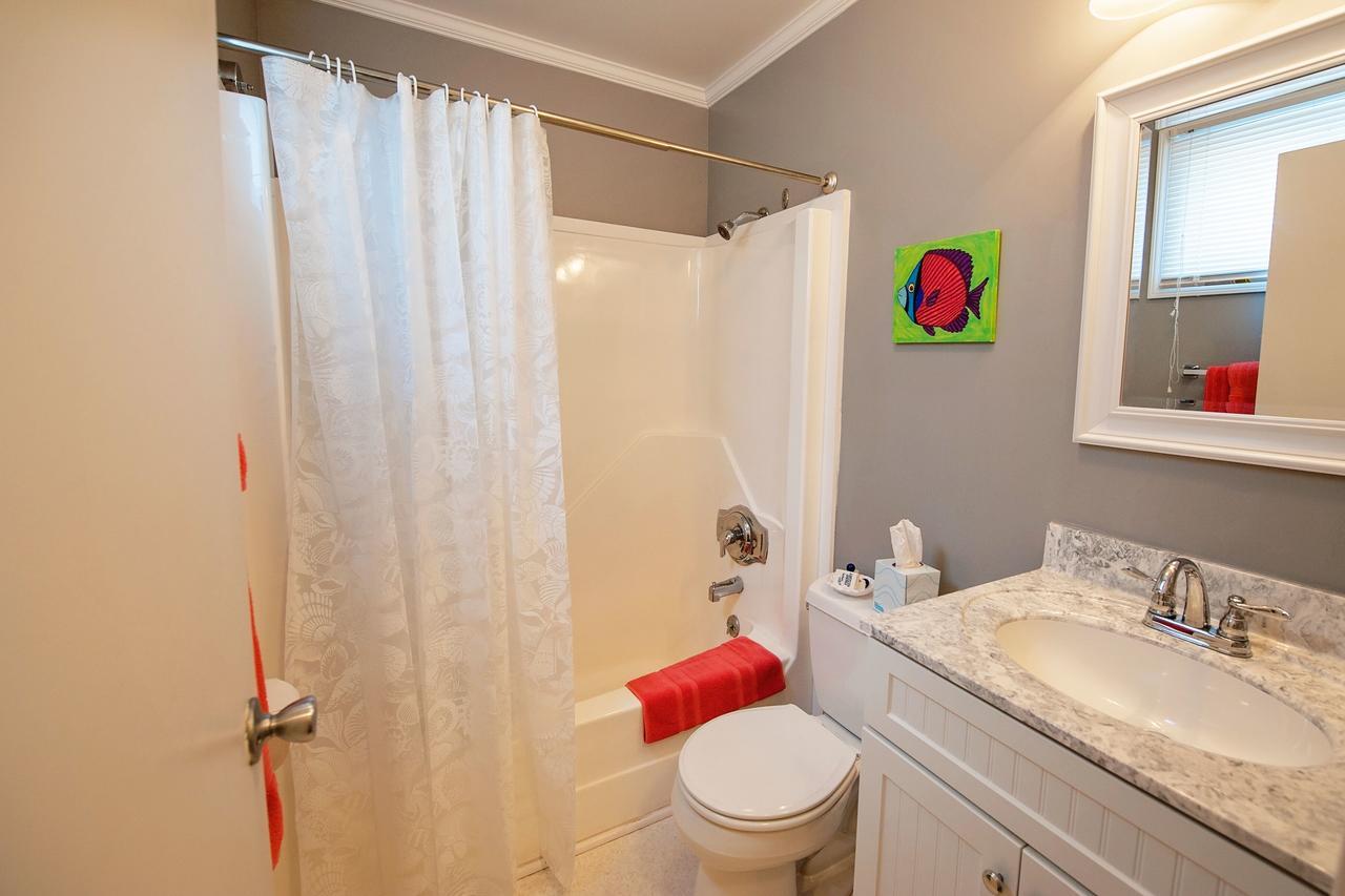 Adams Ocean Front Resort Dewey Beach Extérieur photo
